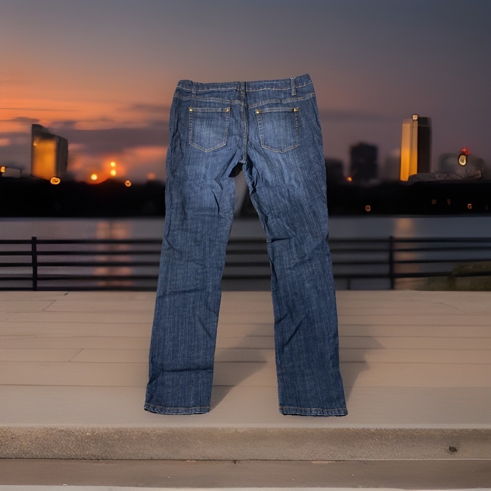 Women's Apostrophe Stud Skinny Jean. 16 99% Cotton 1% Spandex